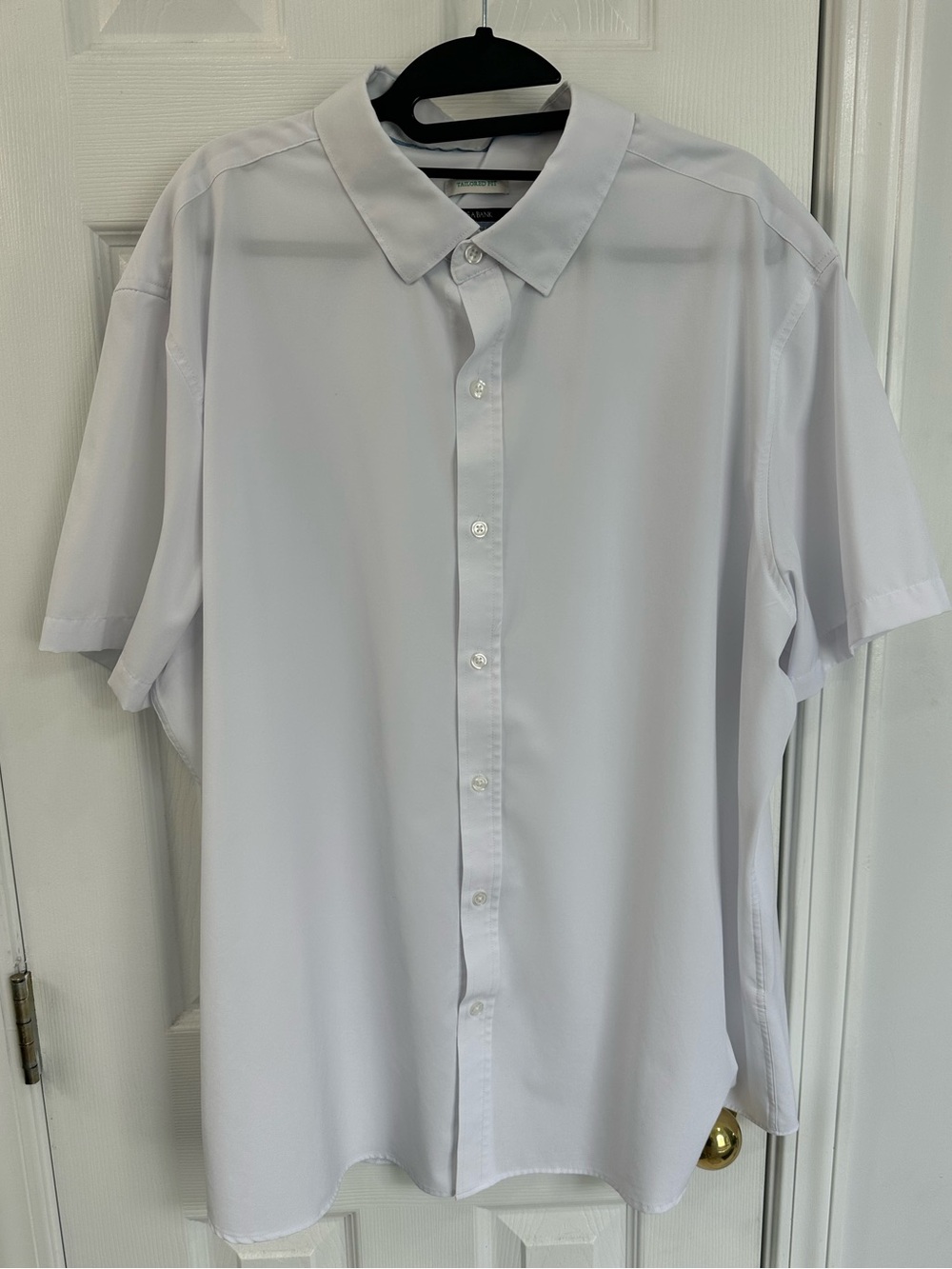 Jos A Bank Traveler Tailored Fit Button Down